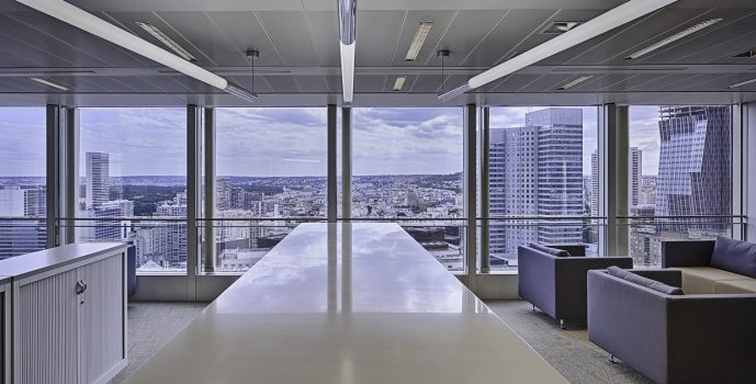 Réalisation Par RB Architectes de Bureaux pour Western Union Au 19ème étage de la tour Manhattan à la Défense_Paris
